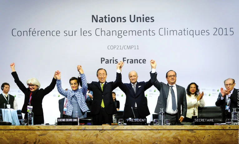 Photographie de la conférence sur les changements climatiques 2015 sur le cop 21 des hommes politiques.